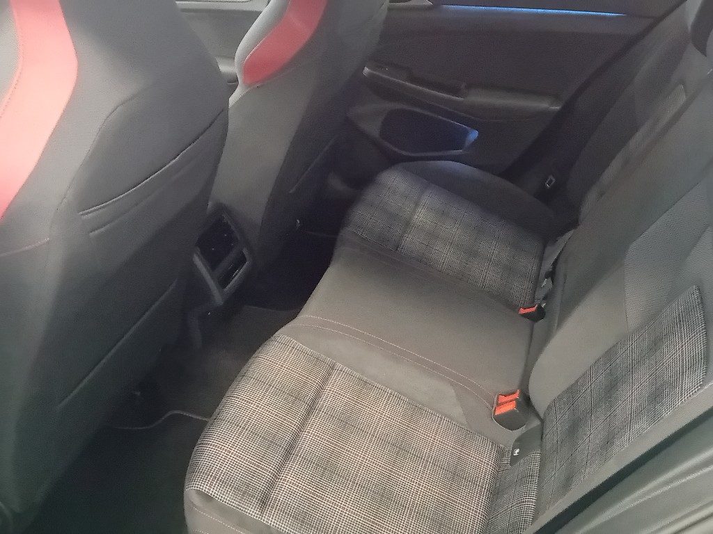 Clicca per ingrandire Golf - 2.0 TSI GTI