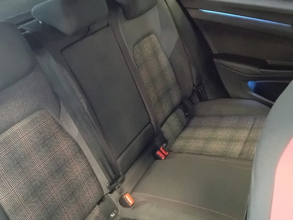 Clicca per ingrandire Golf - 2.0 TSI GTI