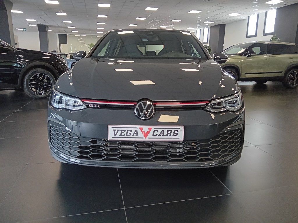 Clicca per ingrandire Golf - 2.0 TSI GTI
