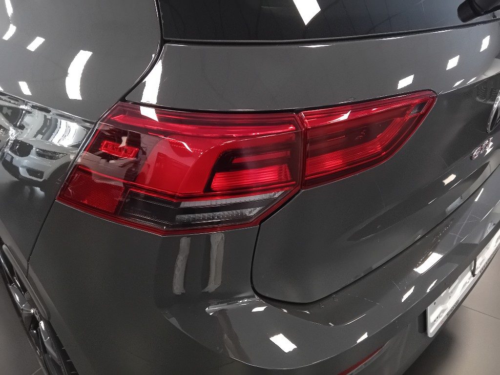 Clicca per ingrandire Golf - 2.0 TSI GTI