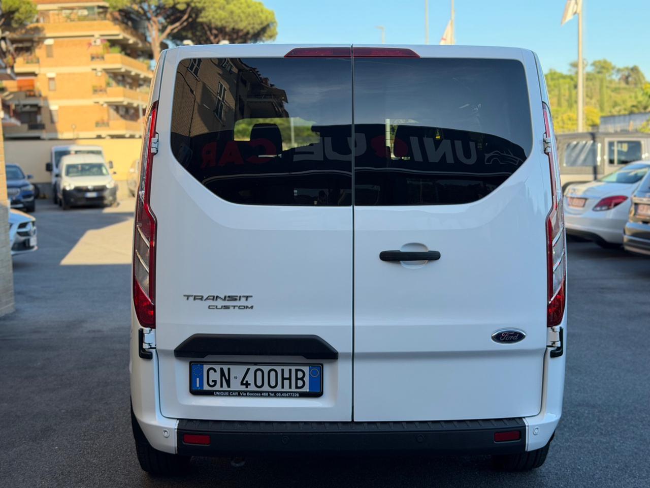 FORD Transit Custom 320 2.0 EcoBlue Hybrid 130 PC Combi Trend - 6