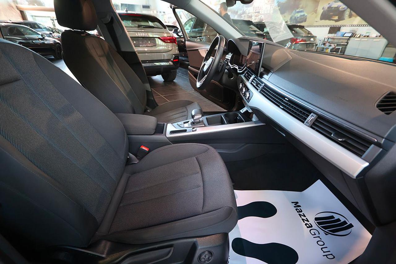 AUDI A4 30 TDI Avant S-Tronic Business - 37
