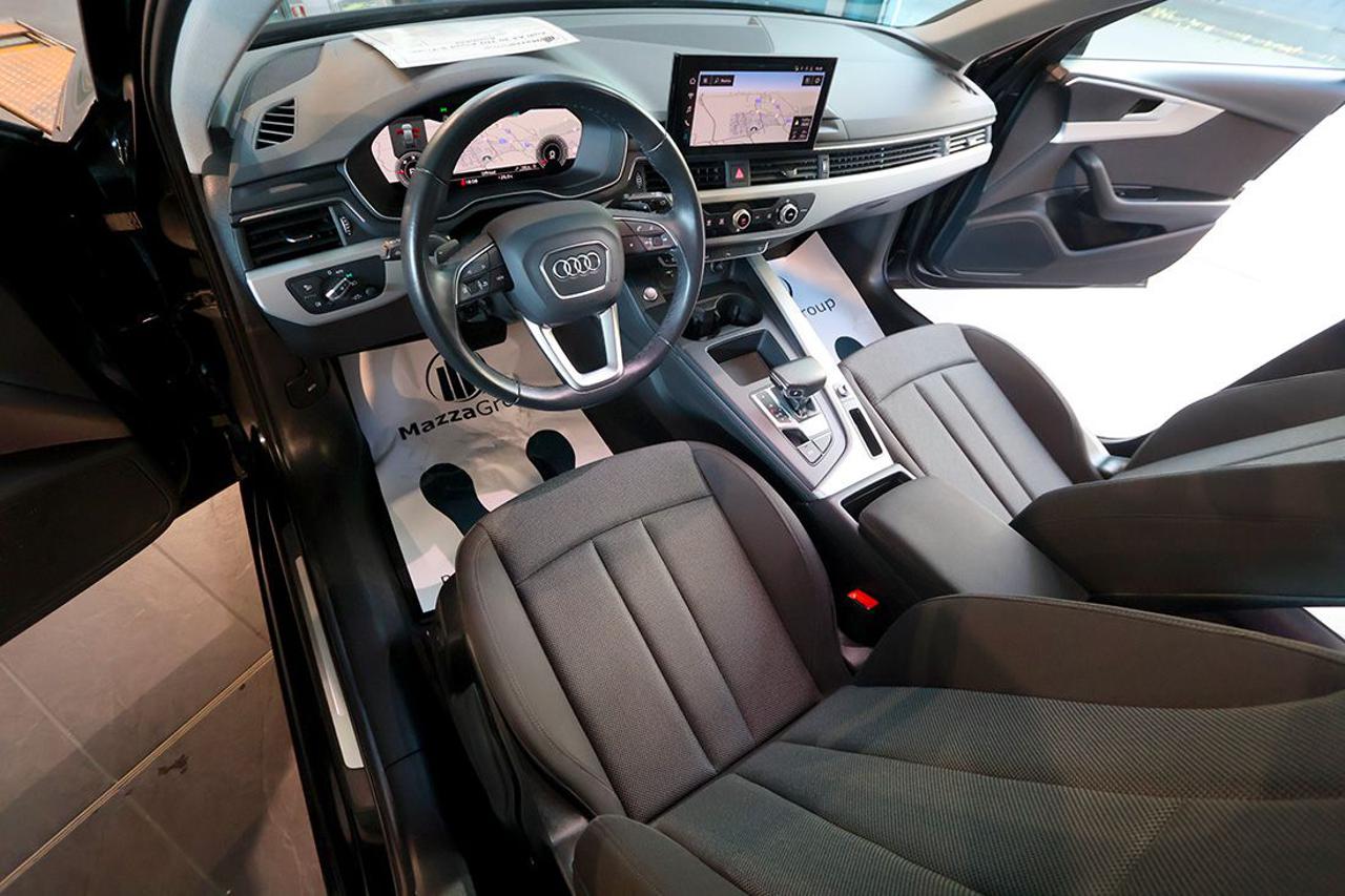 AUDI A4 30 TDI Avant S-Tronic Business - 14