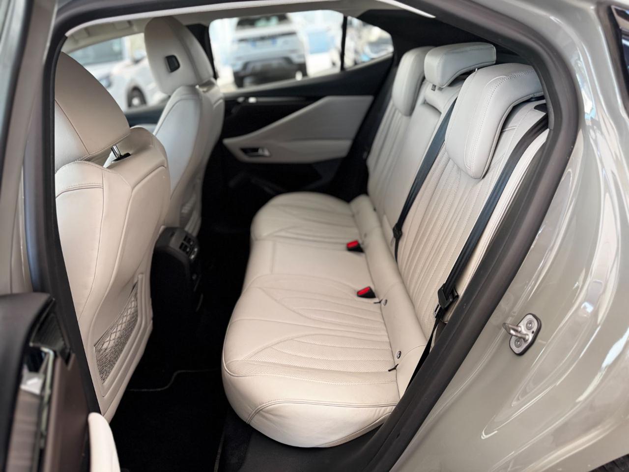 DS AUTOMOBILES DS 4 BlueHDi 130 aut. Trocadero - 10