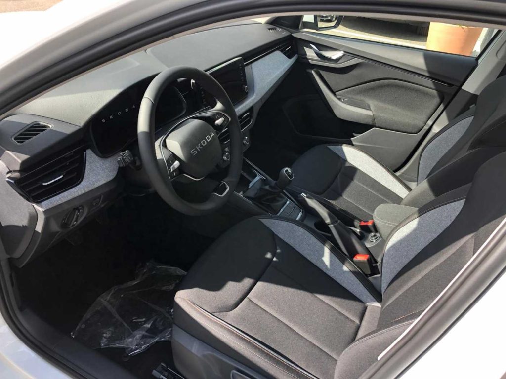 SKODA Kamiq 1.0 TSI 115 CV Your Way - 9