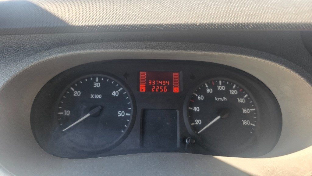 RENAULT Master T35 2.3 dCi/100 PL Cassone fisso E4 - 12