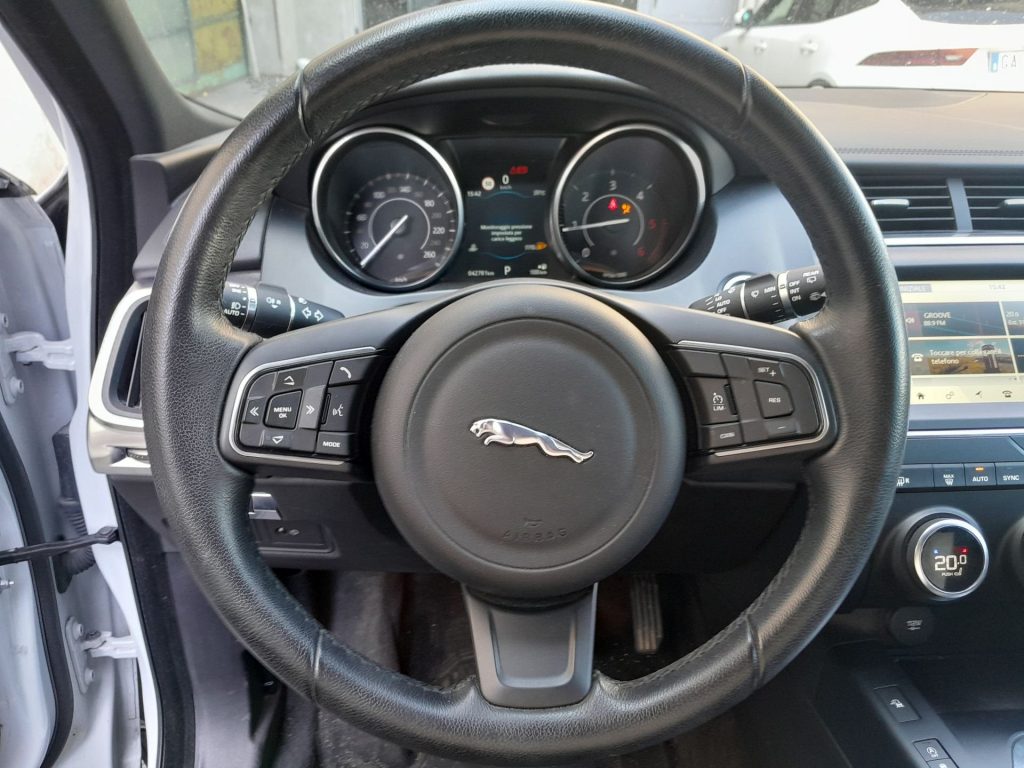JAGUAR E-Pace 2.0D i4 180cv S AUTO AWD - 10