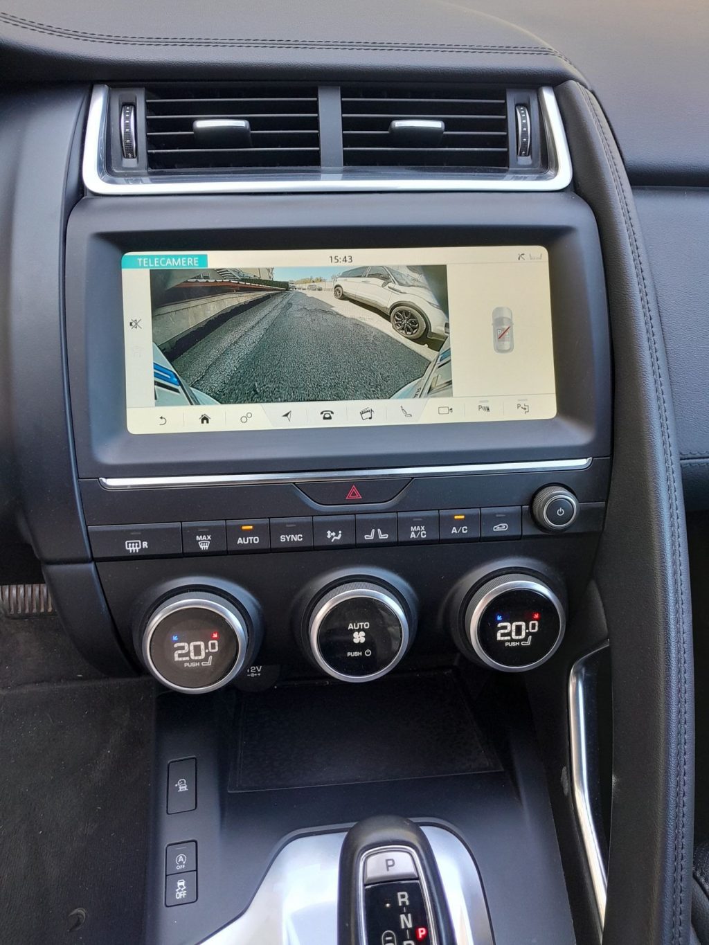 JAGUAR E-Pace 2.0D i4 180cv S AUTO AWD - 12