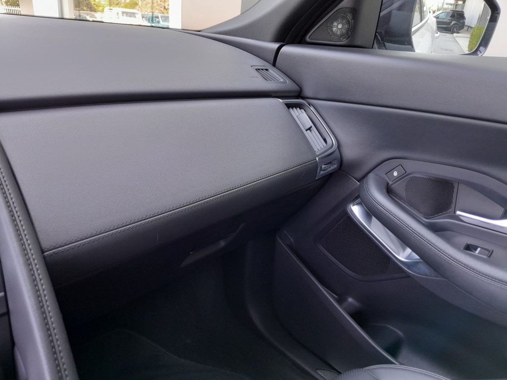 JAGUAR E-Pace 2.0D i4 180cv S AUTO AWD - 15