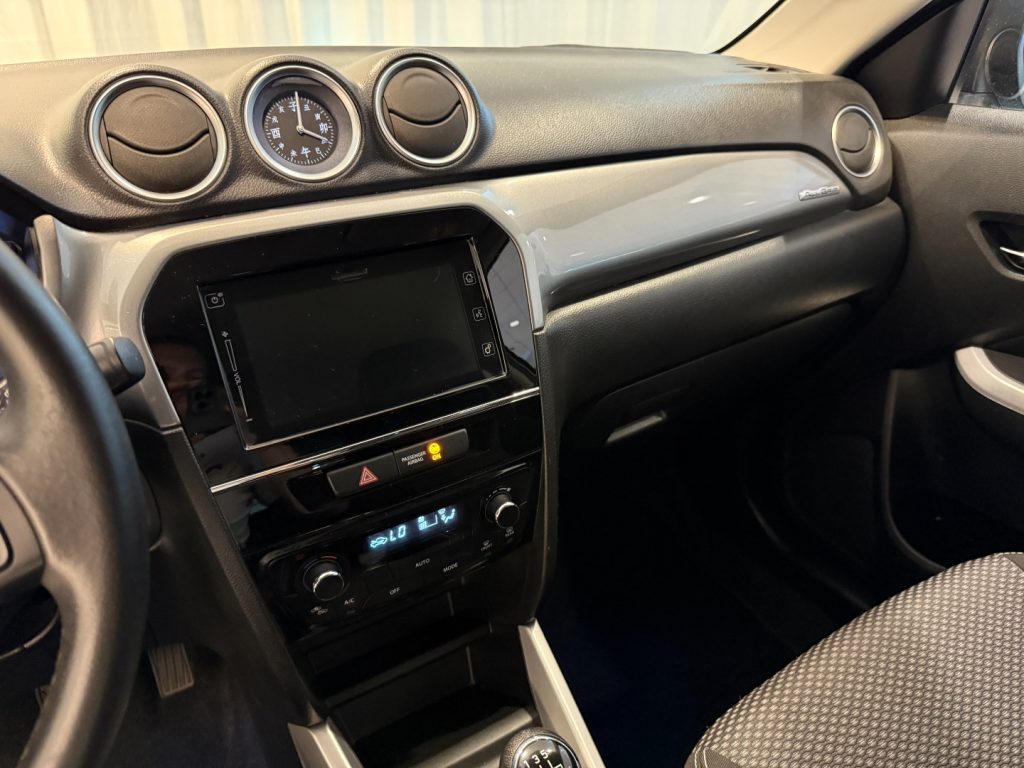 SUZUKI Vitara 1.6 DDiS Cool 4WD Radio Clima Xenon Navi - 7