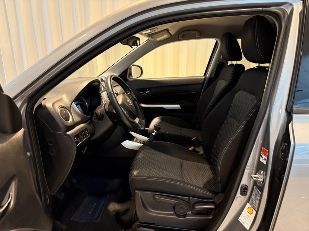 SUZUKI Vitara 1.6 DDiS Cool 4WD Radio Clima Xenon Navi - 4