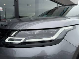 Clicca per ingrandire Range Rover Velar - 3.0D l6 300 CV R-Dynamic Black*TETTO APRIBILE/ R22