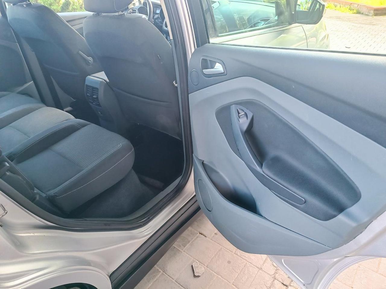 FORD C-Max 1.6 TDCi 115CV Titanium - 13