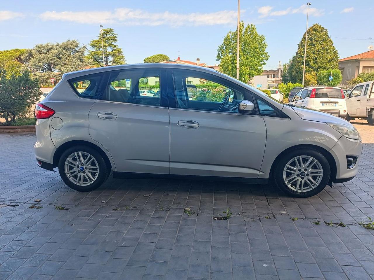 FORD C-Max 1.6 TDCi 115CV Titanium - 25