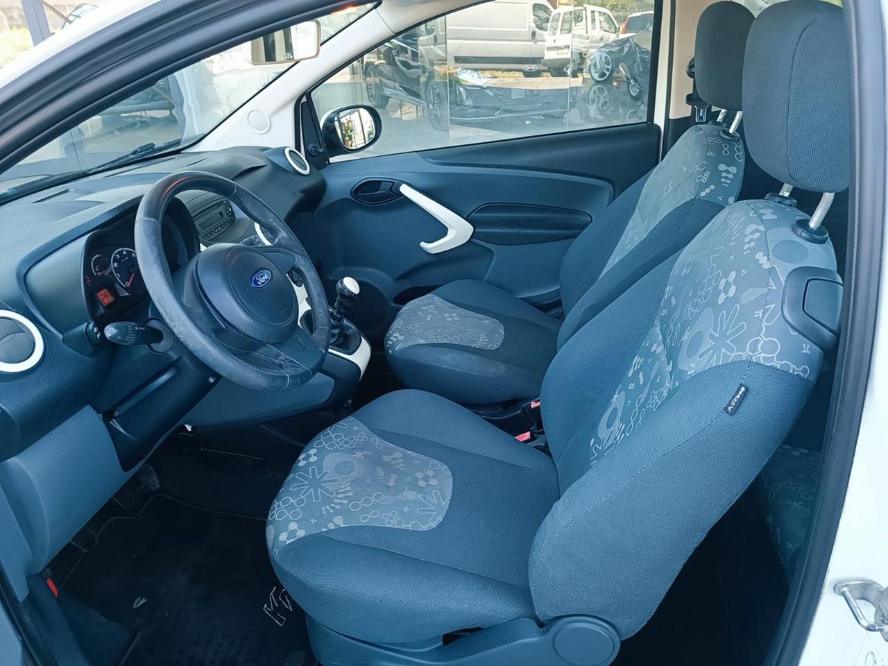 FORD Ka+ 1.2 8V 69CV - 2