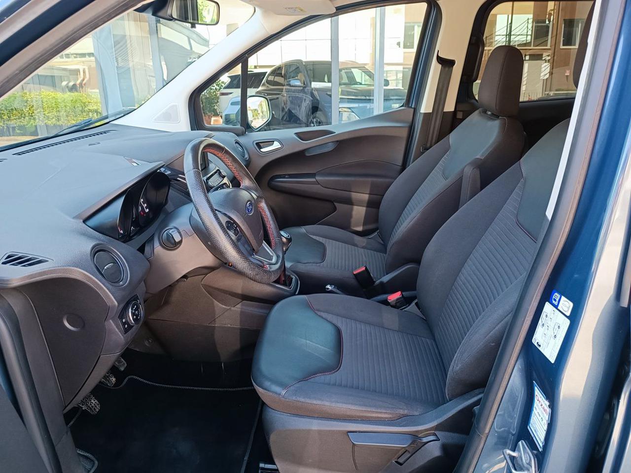 FORD Tourneo Courier 1.5 TDCI 100 CV S&S Sport - 4