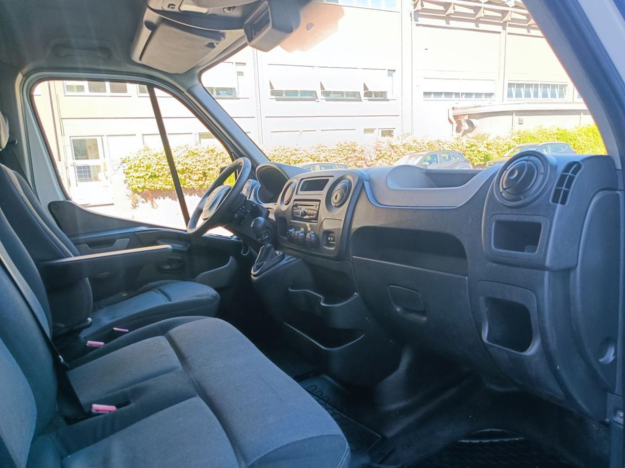 RENAULT Master T33 2.3 dCi/125 PM-TM Furgone E4 - 13