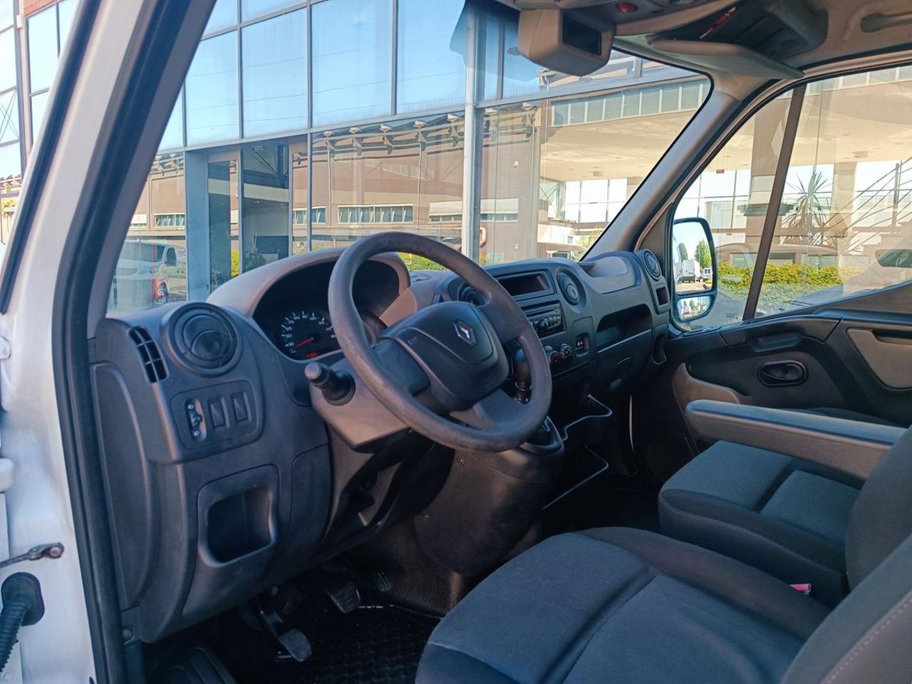 RENAULT Master T33 2.3 dCi/125 PM-TM Furgone E4 - 18