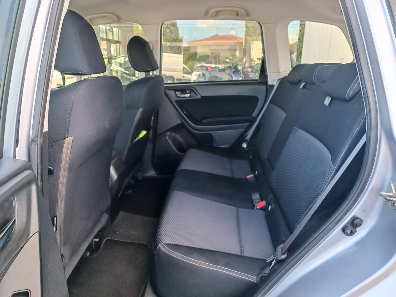 SUBARU Forester 2.0D Exclusive - 9