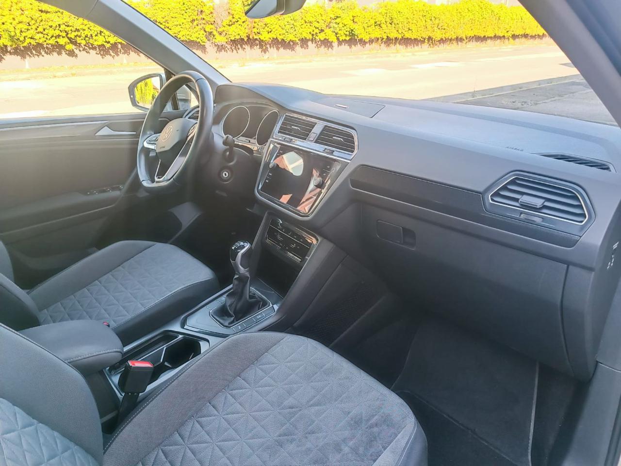 VOLKSWAGEN Tiguan 2.0 TDI SCR Life - 12