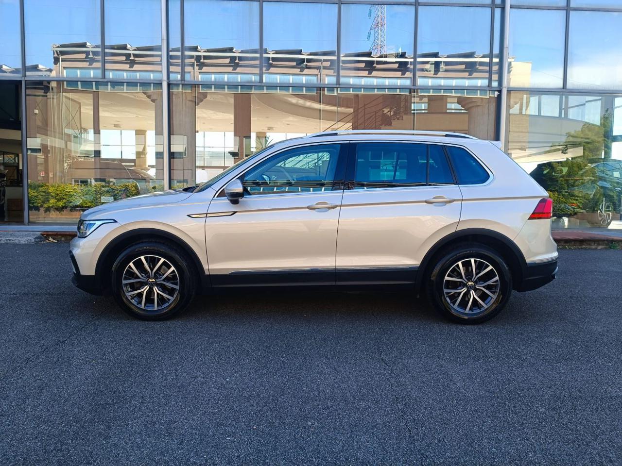 VOLKSWAGEN Tiguan 2.0 TDI SCR Life - 19