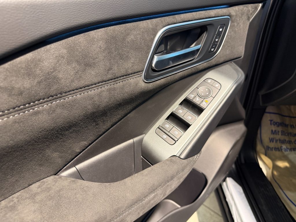 NISSAN Qashqai Tekna+ 4x4 Mild Hybrid 360° Bose Navi - 9