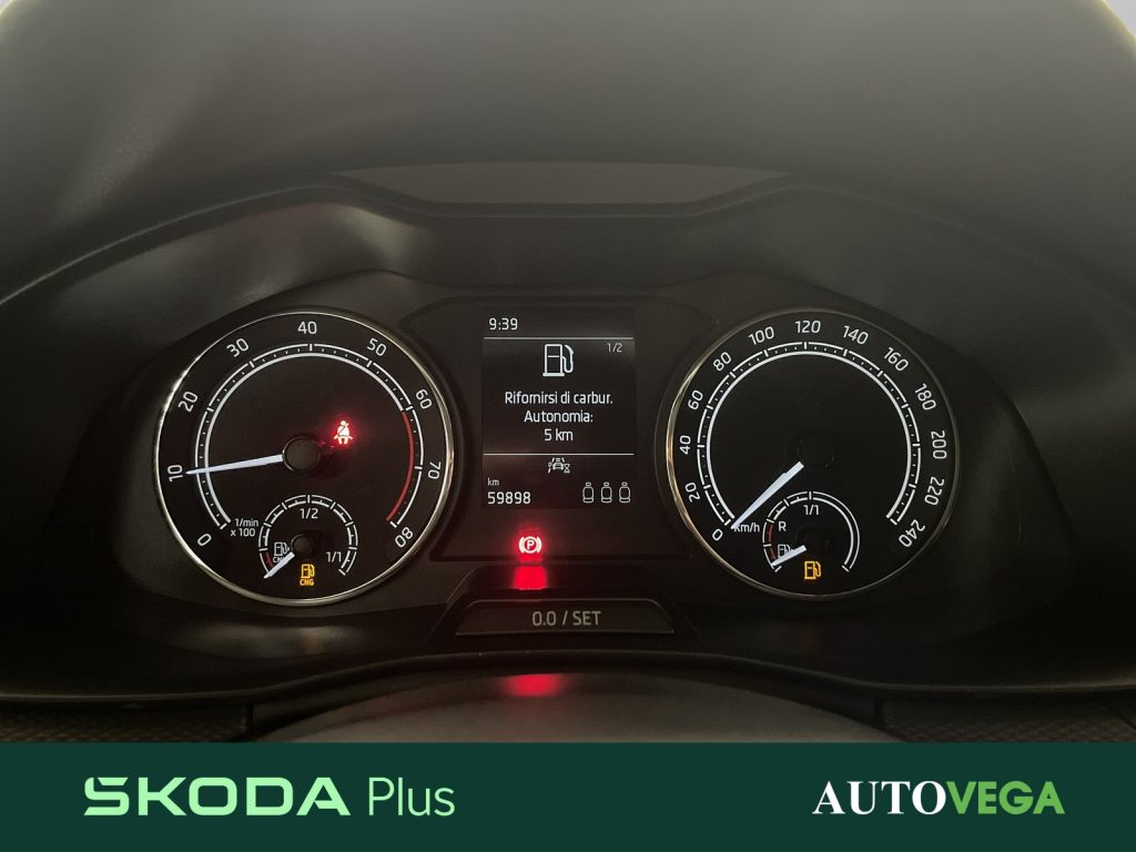 SKODA Scala 1.0 g-tec ambition 90cv - 14