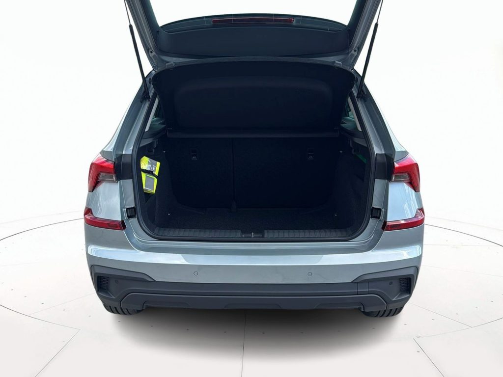 SKODA Kamiq Be More 1,0 TSI 70 kW (95 CV) 5 marce - manuale - 11