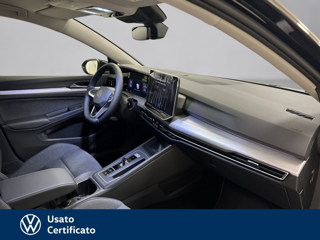 VOLKSWAGEN Golf 1.5 tsi ehybrid edition plus 204cv dsg - 6