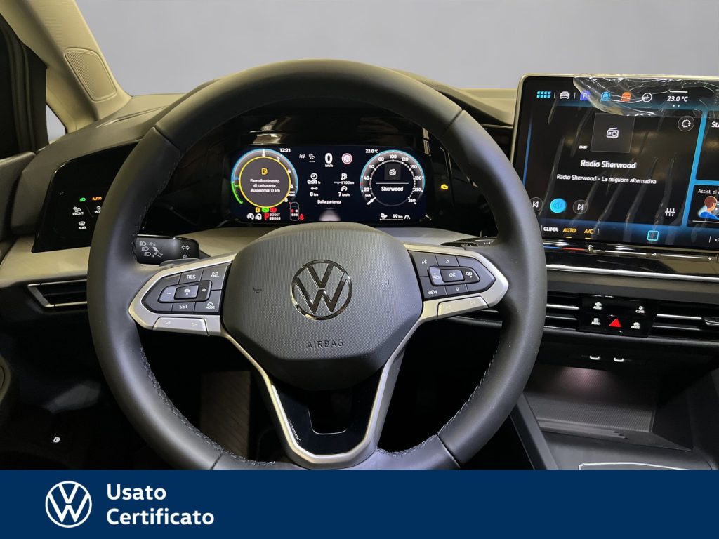 VOLKSWAGEN Golf 1.5 tsi ehybrid edition plus 204cv dsg - 9