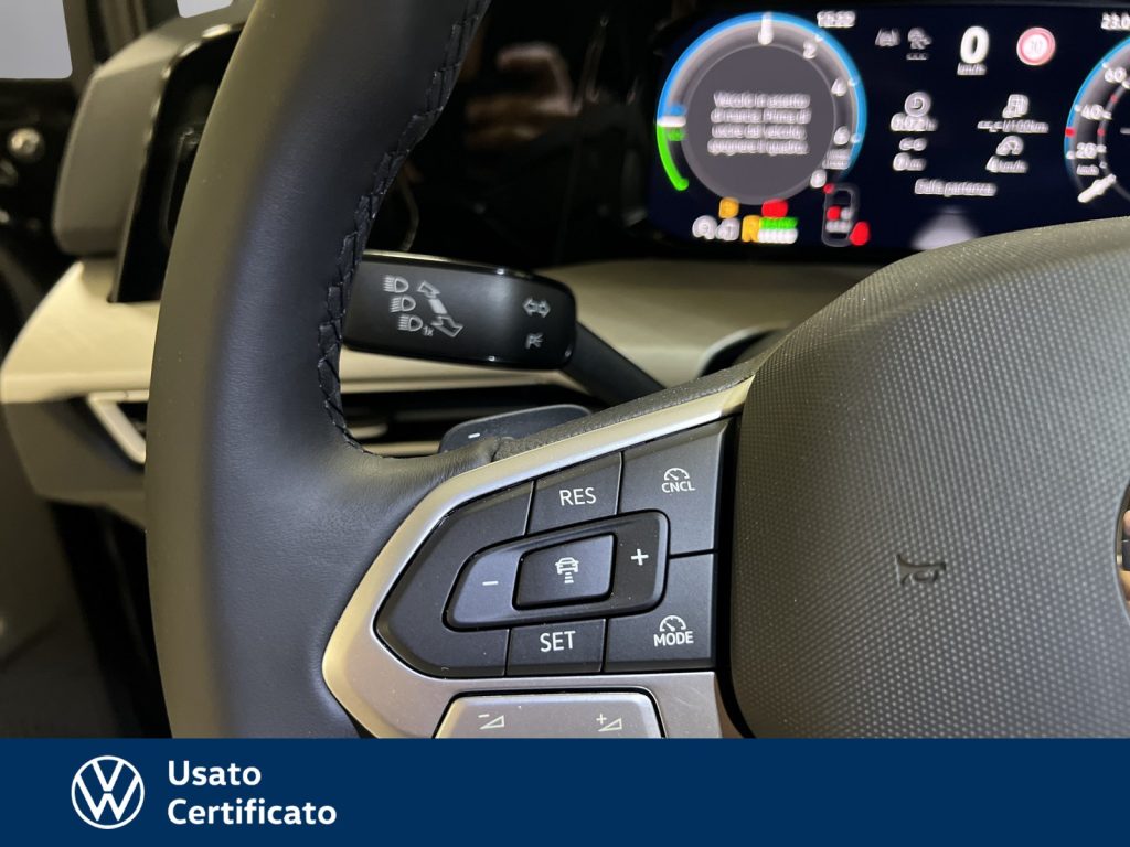VOLKSWAGEN Golf 1.5 tsi ehybrid edition plus 204cv dsg - 16