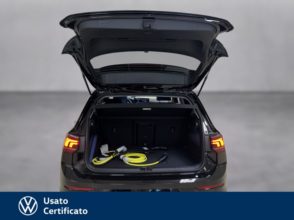 VOLKSWAGEN Golf 1.5 tsi ehybrid edition plus 204cv dsg - 17