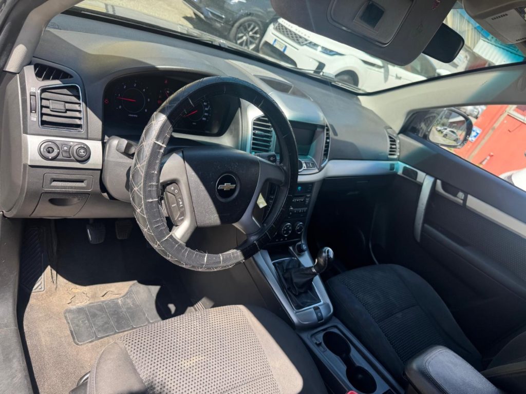 CHEVROLET Captiva 2.2 VCDi 163CV 2WD LS 7 POSTI - 8
