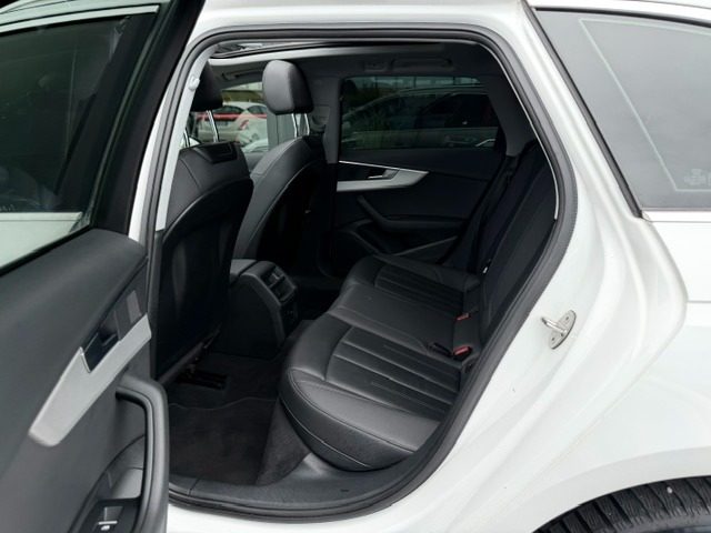 Clicca per ingrandire A4 - 40 TDI 204CV MHEV TETTO APRIBILE/RADAR