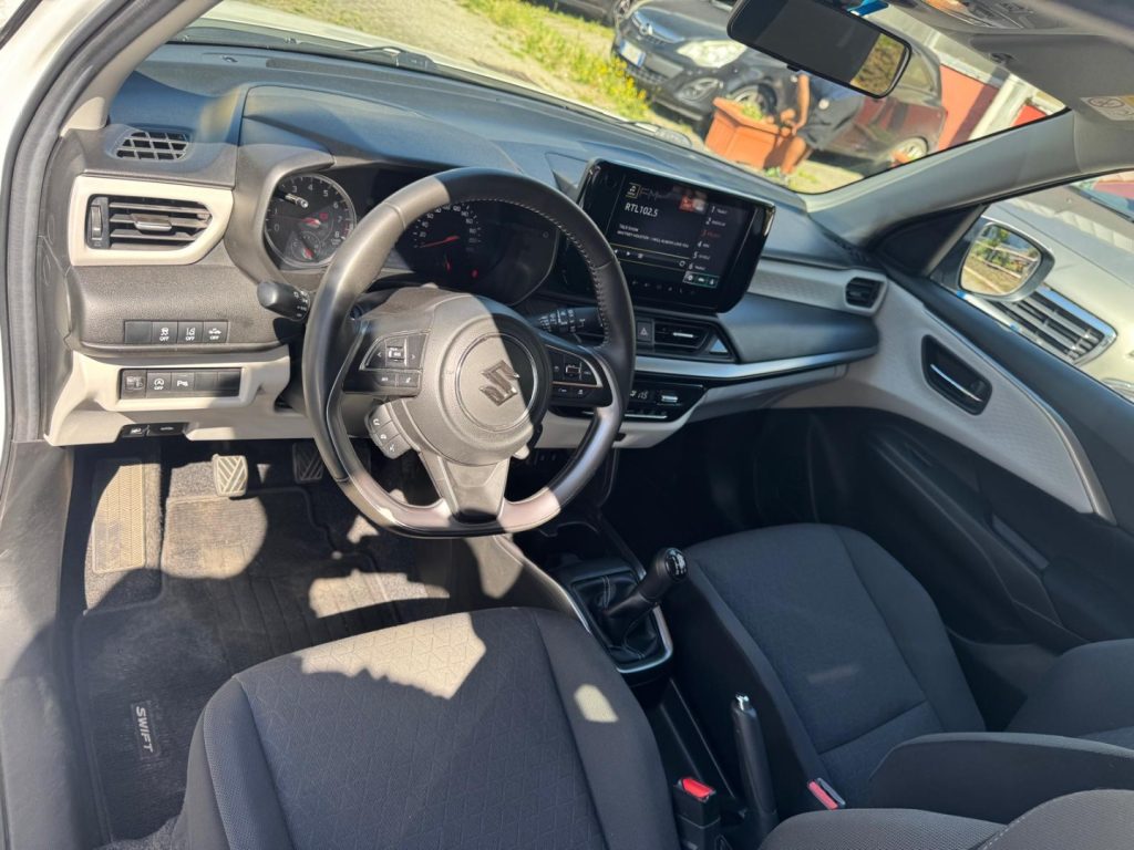 SUZUKI Swift 1.2 Hybrid Top - 18