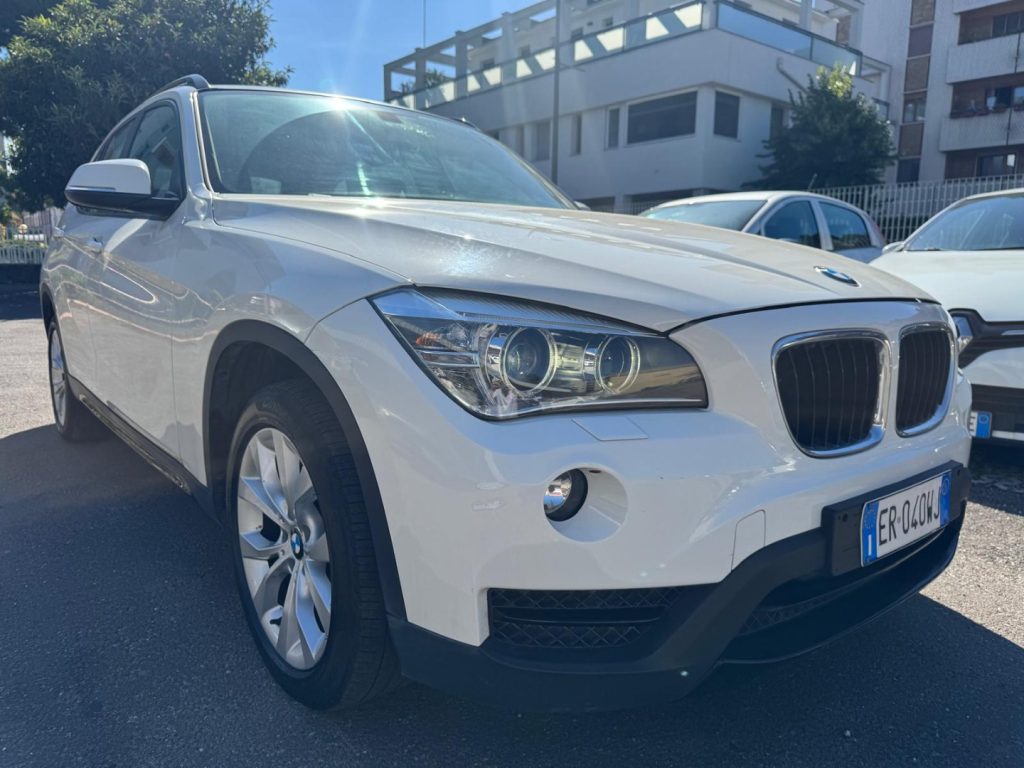 BMW X1 sDrive16d Sport Line - 2