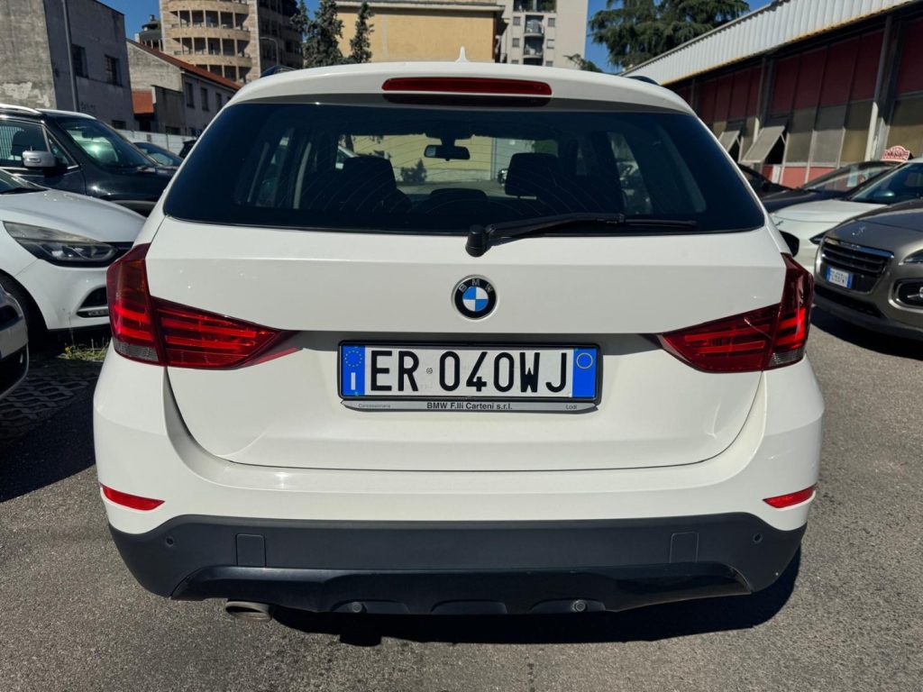 BMW X1 sDrive16d Sport Line - 6