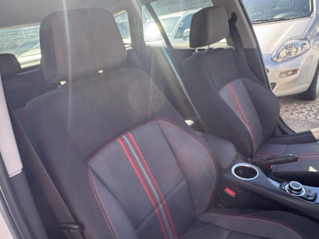 BMW X1 sDrive16d Sport Line - 11