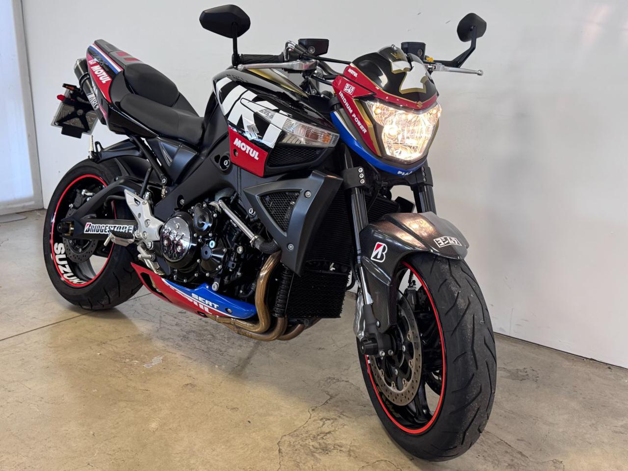 SUZUKI B-King GSX 1300 MY 2009 - 2