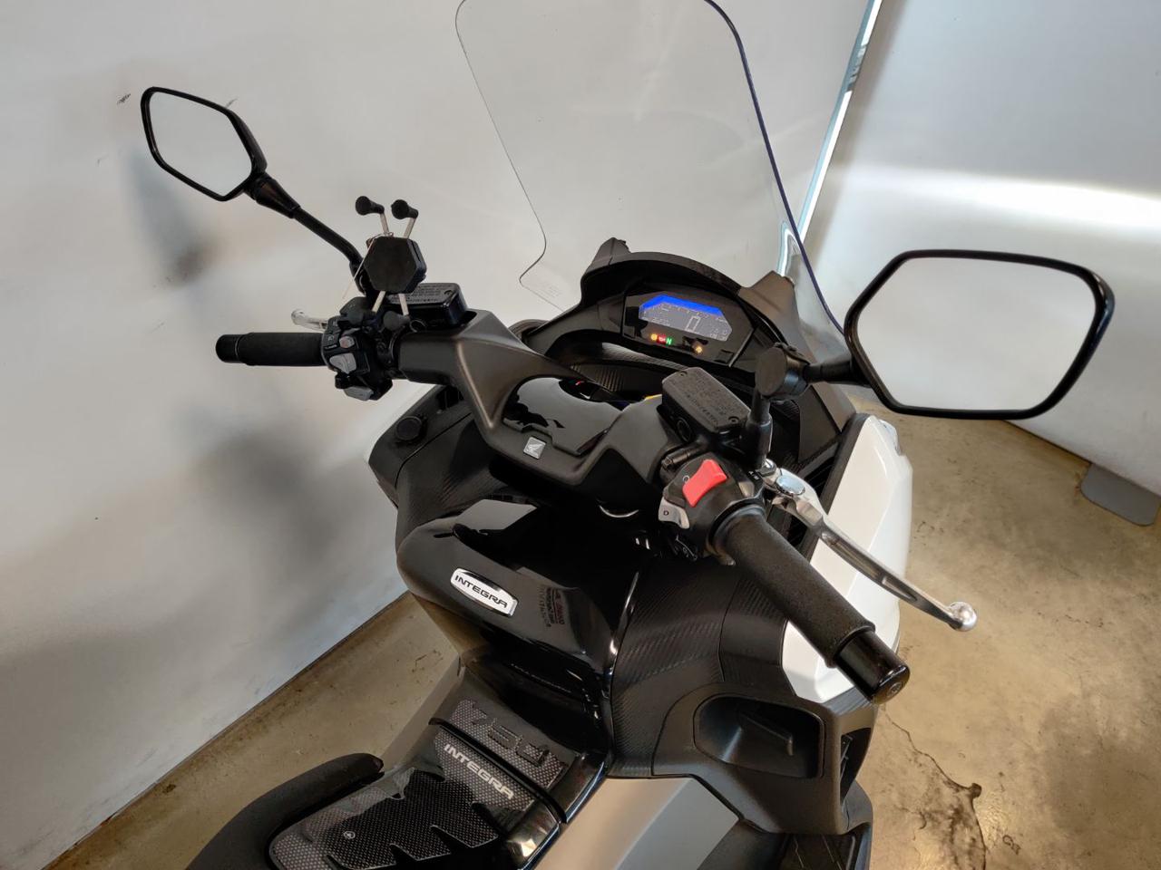 HONDA Integra 750 DCT - 8
