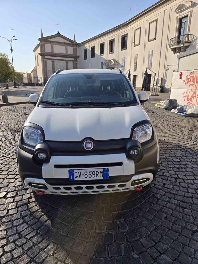FIAT Panda Cross Bianco pastello