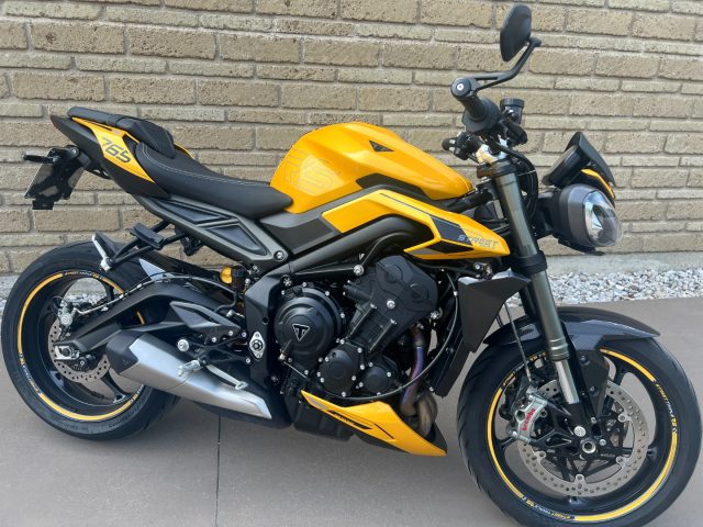 TRIUMPH Street Triple RS Giallo pastello