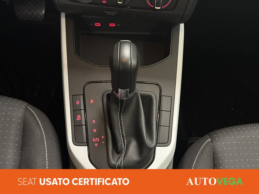 SEAT Arona 1.0 ecotsi style 115cv dsg - 11