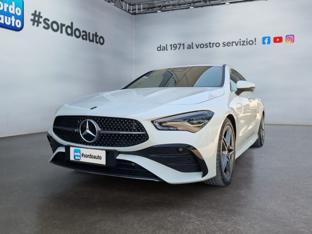 MERCEDES-BENZ CLA 200 Bianco pastello