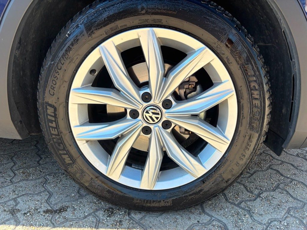 VOLKSWAGEN Tiguan 2.0 TDI SCR DSG 4MOTION - 9