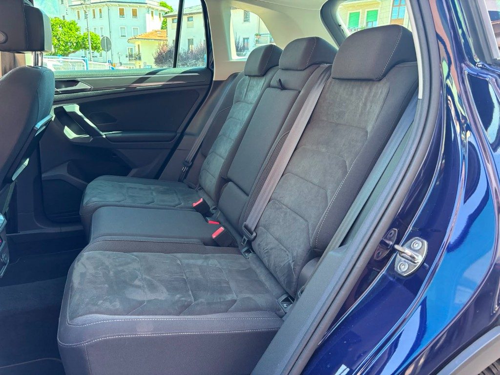 VOLKSWAGEN Tiguan 2.0 TDI SCR DSG 4MOTION - 11