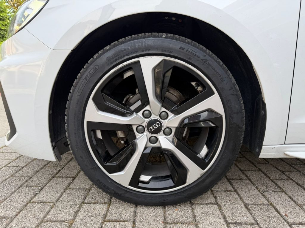 AUDI A1 SPB 25 TFSI S line edition - 19