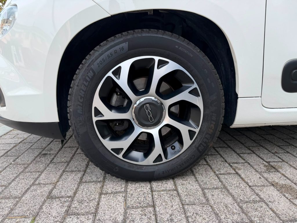 FIAT 500L 1.4 95 CV S&S Connect - 16