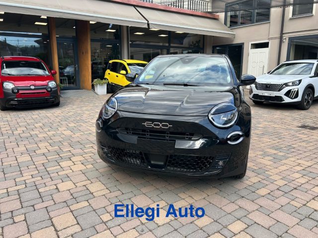 FIAT 600 Nero pastello