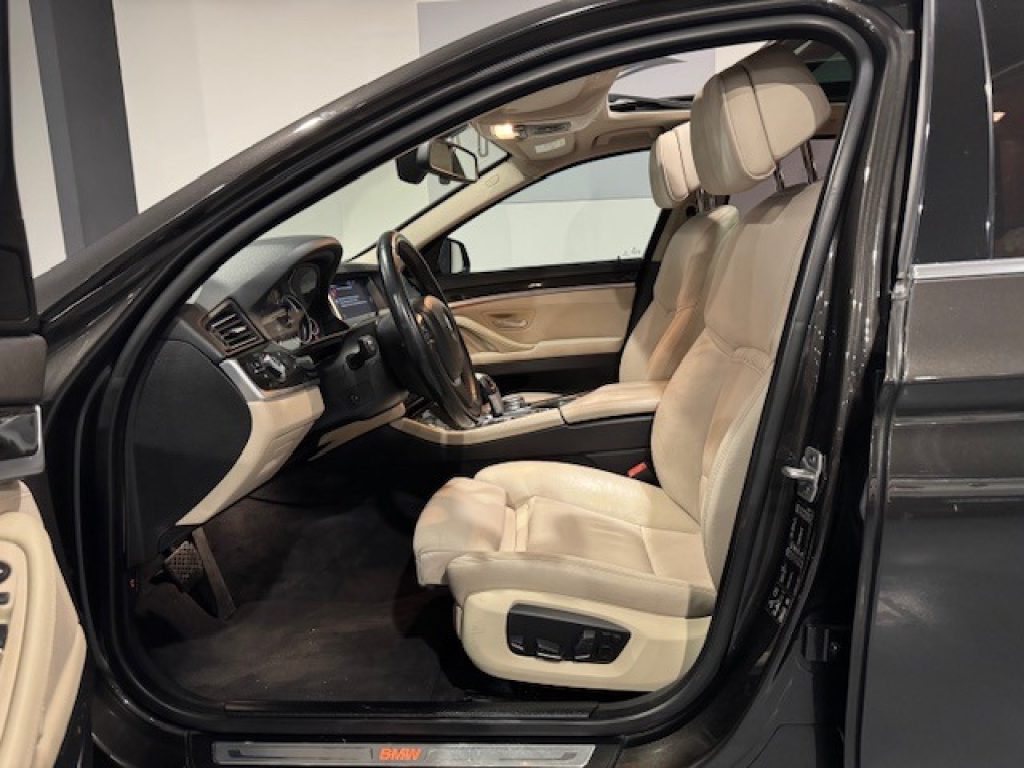 Clicca per ingrandire 520 - d xDrive Luxury Line/TETTO PANORAMICO